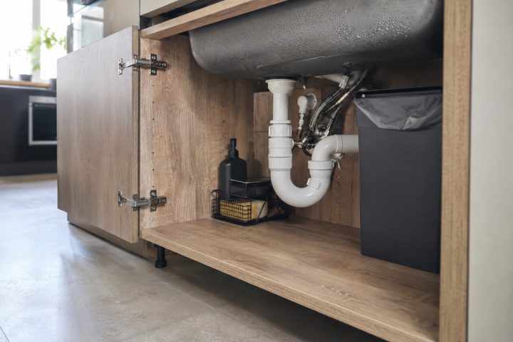 Sous l&rsquo;évier : pourquoi un caisson hydrofuge change tout